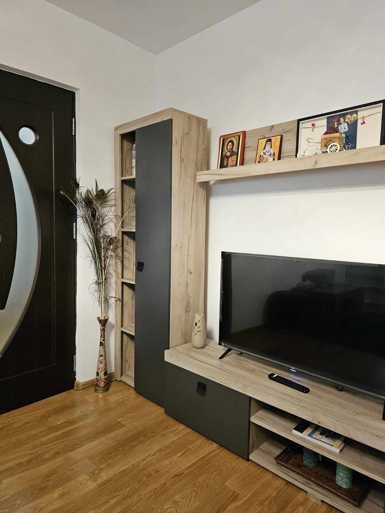 Mony Apartaments Роман Экстерьер фото